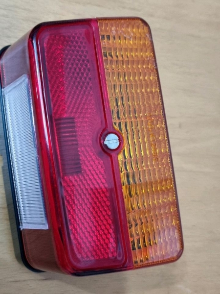 Rücklicht komplett C50 GTS50 Typ448 Typ529 usw. inkl. Kennzeichenbeleuchtung Bauartgeprüft